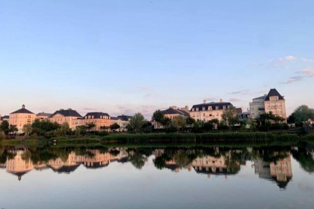 Elegance Et Confort Entre Disney Et Val D'Europe 6 Personnes+Parking Serris Exterior photo