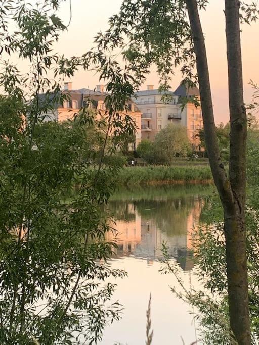 Elegance Et Confort Entre Disney Et Val D'Europe 6 Personnes+Parking Serris Exterior photo